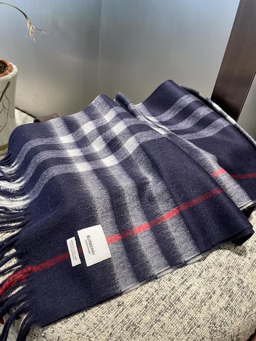 B家羊绒围巾 商品图5