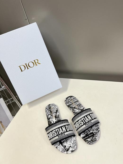 【全新到货】迪家 经典款棉质3D立体刺绣印花凉拖鞋(LH) 商品图7