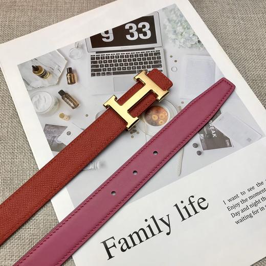 H家   女款  & Swift掌纹小牛皮和Epsom小牛皮双面头层皮腰带。 商品图1