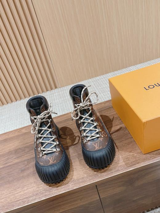 驴家   老花 厚底 短靴 切尔西 平底 及踝靴 HD 商品图2