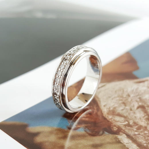 【95新】Piaget伯爵Possession时来运转系列18K白金单排满钻时来运转戒指中性款180824NJS14 商品图3