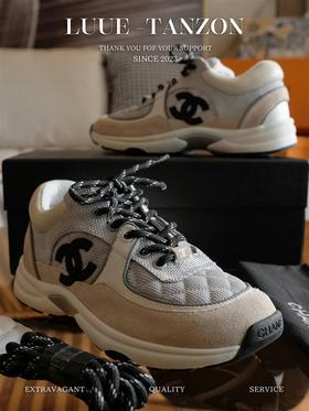 小香 New York系列低帮灰白拼接运动鞋