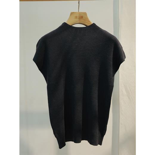 【抖音专属】百搭无袖打底衫（24715085） 商品图0