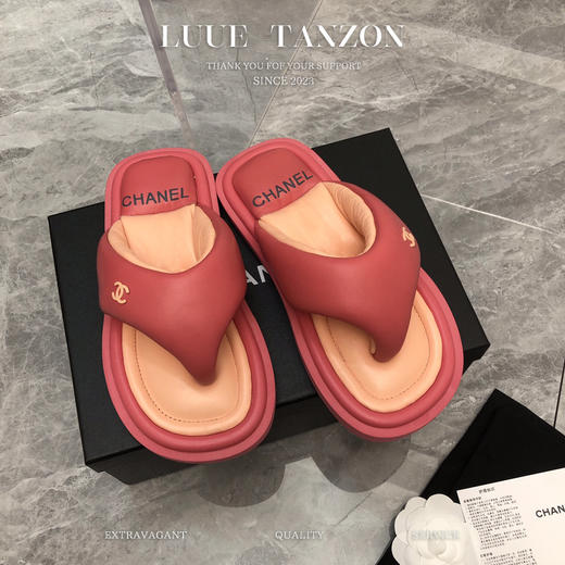 香奶奶 夏季新款面包拖鞋 人字拖 夹脚沙滩凉鞋 商品图3