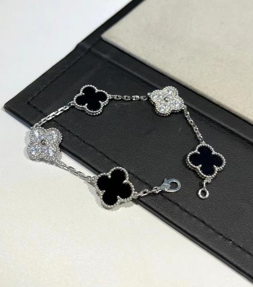 D843梵克雅宝四叶草黑珍珠贝母拼钻银色手链 商品图0