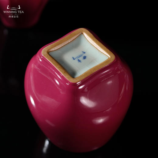 问鼎汝瓷鼎峰系列辛丑胭脂红手握方圆杯 商品图3