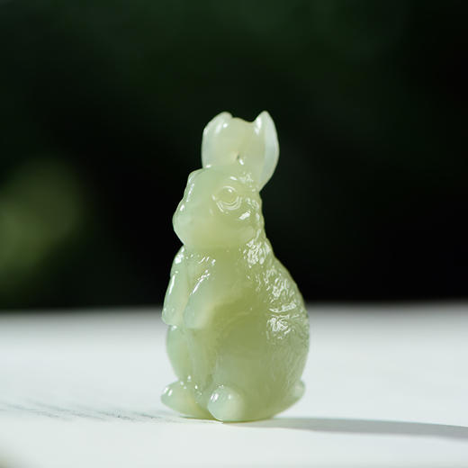 【经典】天然和田玉萌宠玉兔挂件  商品图0