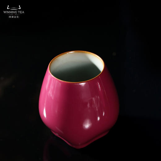 问鼎汝瓷鼎峰系列辛丑胭脂红手握方圆杯 商品图0