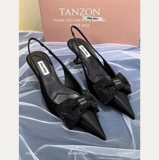 MiuMiu 新款小高跟尖头鞋！ 商品图1