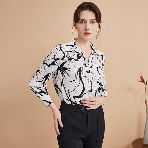 EITIE爱特爱秋季新款通勤显瘦百搭短上衣衬衣7509210 商品图4