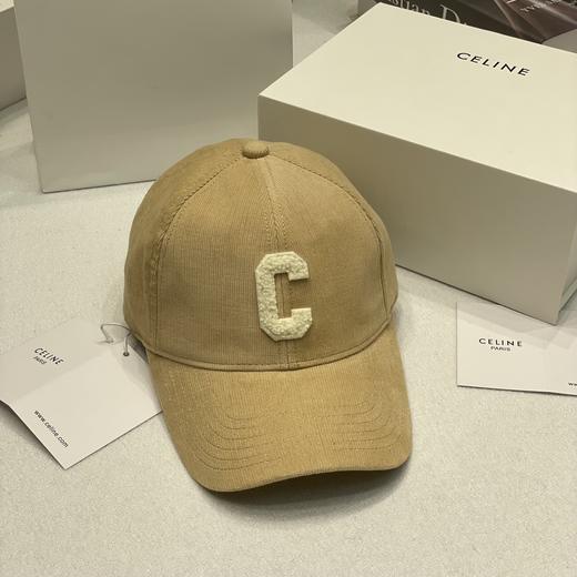 凯旋门 C字母灯芯绒棒球帽，既然有夏天的轻薄透气的就要有冬天防风保暖的? 商品图1