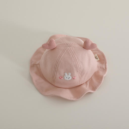 【韩版卡通婴儿盆帽，保暖又时尚】小兔爱心婴幼儿帽子 新款秋冬宝宝可爱小兔渔夫帽 韩版卡通婴儿盆帽 萌趣十足 柔软舒适面料 温暖呵护宝宝娇嫩的头部肌肤-QQ 商品图7