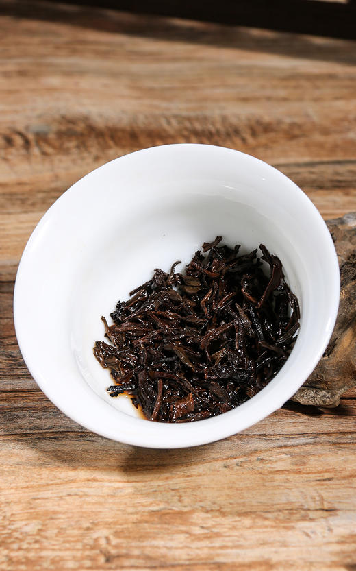 鸣龙畅享宫廷普洱茶200g 商品图8