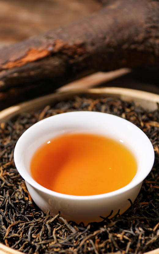 鸣龙畅享金骏眉160g 商品图6