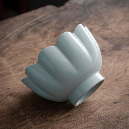 汝山明丨莲花碗（口径16.5cm 高10cm） 商品图3