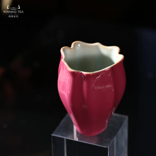 问鼎汝瓷鼎峰系列辛丑胭脂红佛手杯 商品图3