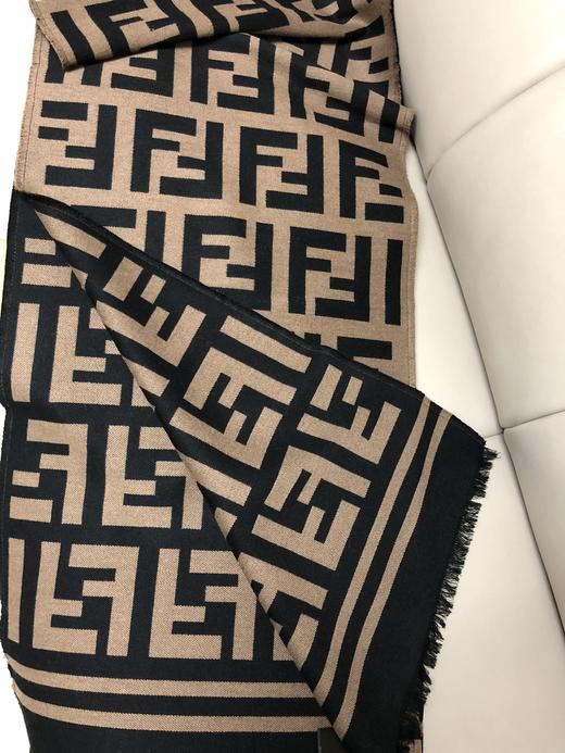 FEND经典F围巾（正品级） 商品图6