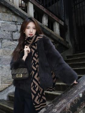 Fend* 芬家羊毛围巾 尺寸 ：190??35  9.27直播款