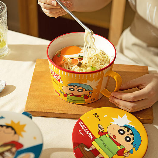 积分免费兑：摩登主妇蜡笔小新联名可爱泡面碗单个大号日式带盖方便面碗 泡面碗【黄】 商品图2