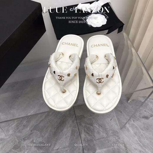 香奶奶 23c爆款Iogo凉鞋！ 商品图1