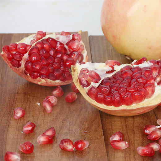 【3份十堰主城区包邮】新鲜水果 四川会理红石榴2枚装  单果400g-450g 商品图2