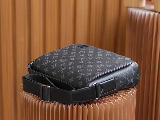 驴家M44000  单肩包 男款 黑花 商品图6