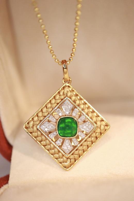 0.7ct 祖母绿吊坠 商品图4