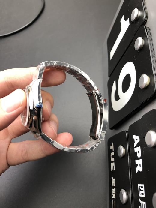 劳力士 蚝式恒动系列 31mm 粉盘 恒动 商品图3