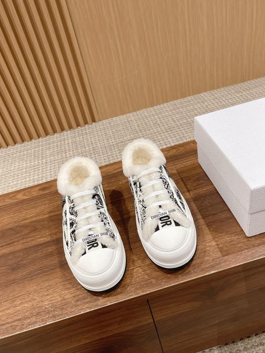 * 老花刺绣 羊毛厚底帆布鞋 休闲运动鞋（HD） 商品图1