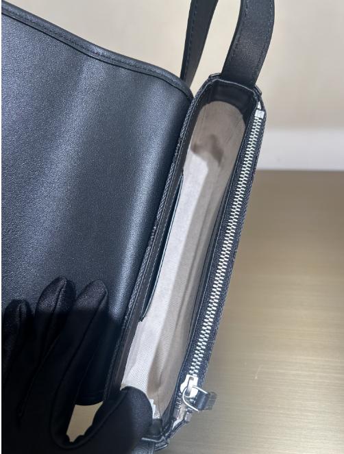 MCM 迷你包男  MXZEAAC03ED001-F . 商品图3