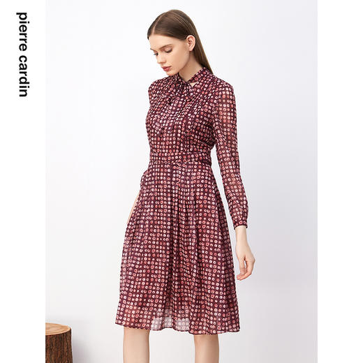 皮尔卡丹女装连衣裙红色波点长袖立领A字裙大摆裙P3351E3879T3
 商品图4