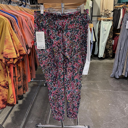 LULULEMON Base Pace 女士高腰28英寸花色排汗薄绒保暖瑜伽长裤 商品图1