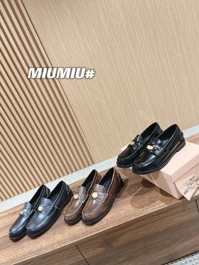 谬家  爆款金币乐福鞋 Miu女孩们的新色乐福来啦！（HD）