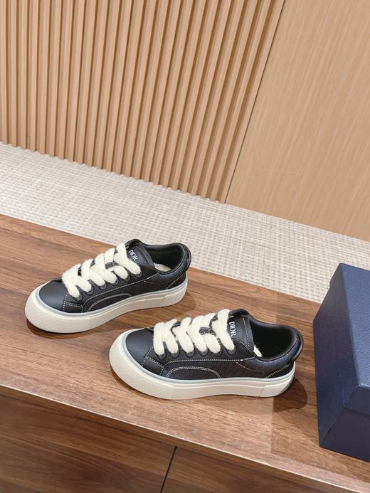 *  * # 迪奥情侣款休闲鞋 运动鞋 三色可选（DH） 商品图1