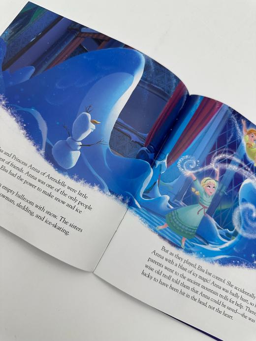 微瑕 冰雪奇缘绘本故事书带CD 英文原版 Frozen Read-Along Storybook and CD 迪士尼独立阅读绘本儿童青少年有声读物艾莎安娜 商品图2