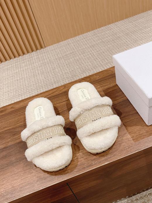 * 迪家 刺绣条纹logo加绒毛里一字平底拖鞋 秋冬新款羊毛拖鞋 多色可选 (HD) 商品图9