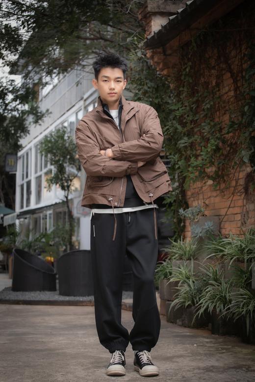 433872052美式休闲大口袋夹克 商品图2