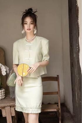 Le Malene 浅绿色中国结套装 16780