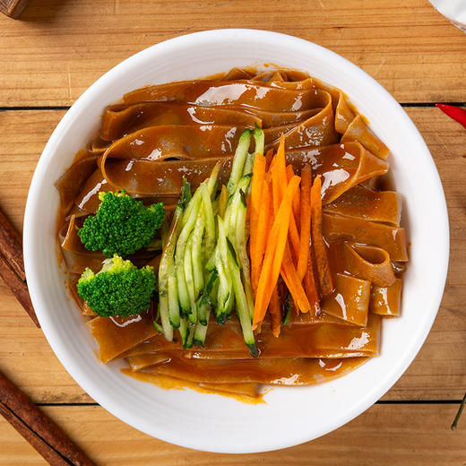 嗨吃家袋装荞麦面皮（麻酱味）118g*10袋 商品图3