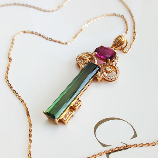 【天然正品】AU750收藏级玫瑰金镶钻镶天然西瓜碧玺配色钥匙造型吊坠项链260824XY15 商品图4