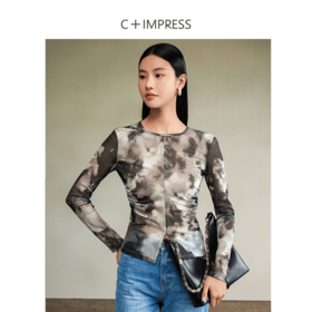 西嘉C+IMPRESS/西嘉裸感醋酸网纱 长袖打底衫女24秋装新款显瘦印花T恤(货号:T2403031)