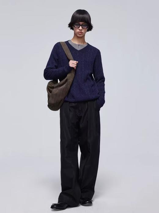 Simple Project/M24125/V领镂空毛衣 商品图3