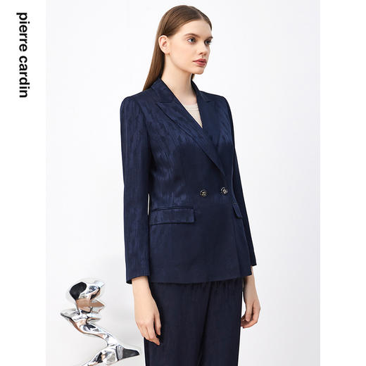 皮尔卡丹女装轻商务高频暗纹印花通勤两粒扣西服P3339U3980N0
 商品图1