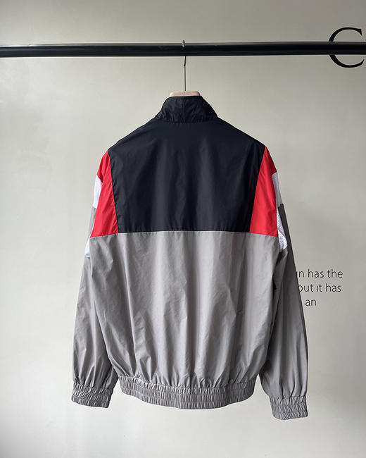 现货 THS 8.31-限时 塞林家 情侣款 拼色印花轻便立领夹克 QF075 商品图8