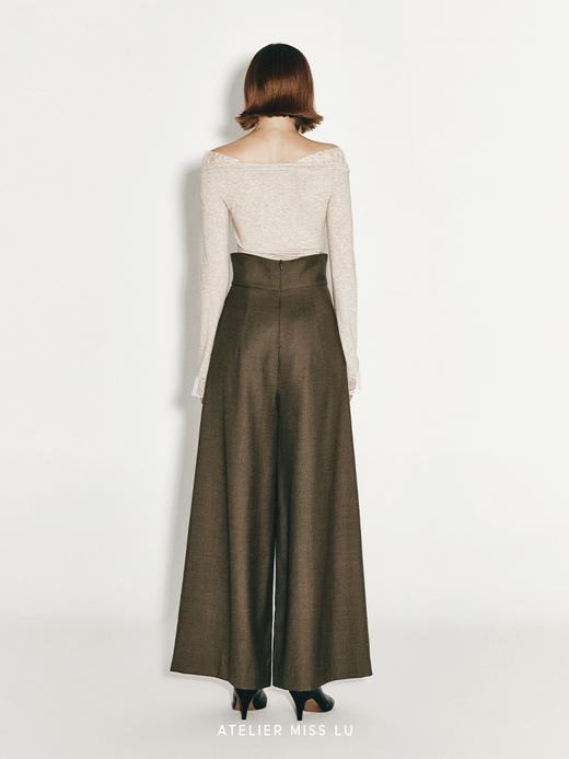 【晴空积云】蕾丝拼接设计一字肩抽褶弹力上衣 商品图3