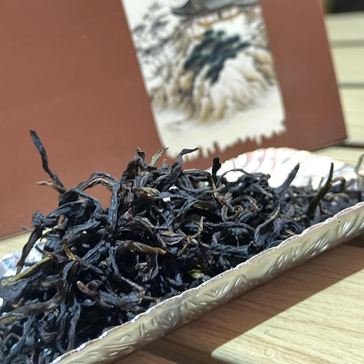 乌龙茶｜【东方红】凤凰单丛，一款香气高雅山韵馥郁的单丛茶，由宋茶母树繁殖而来，1955年由制茶大师文永集送给毛主席得中共中央办公厅复函，茶农为了纪念翻身不忘毛主席故起名为“东方红”，规格125g*1罐 商品图1