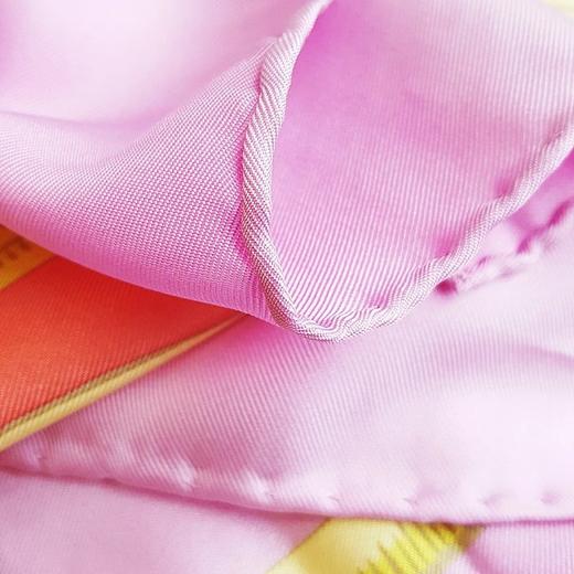 【95新】HERMES 爱马仕女士红黄拼色老虎印花丝巾H671632S 241218TH02 商品图4