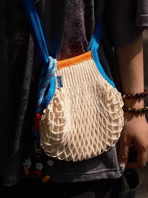 OADB/OADBXWD001/网格斜跨包 商品图4