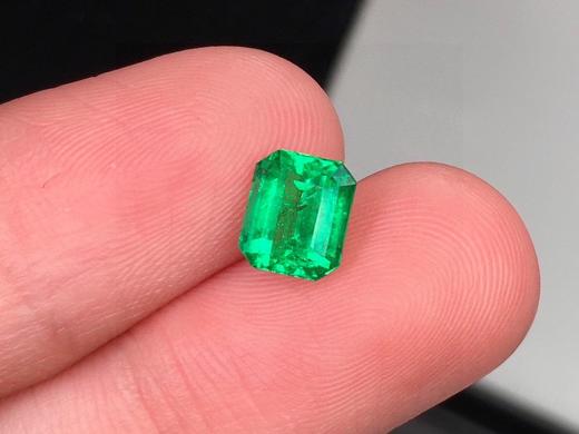 1.13ct 祖母绿裸石 商品图2