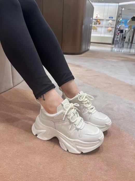 MUX2024秋冬时尚百搭拼接舒适老爹鞋 商品图0